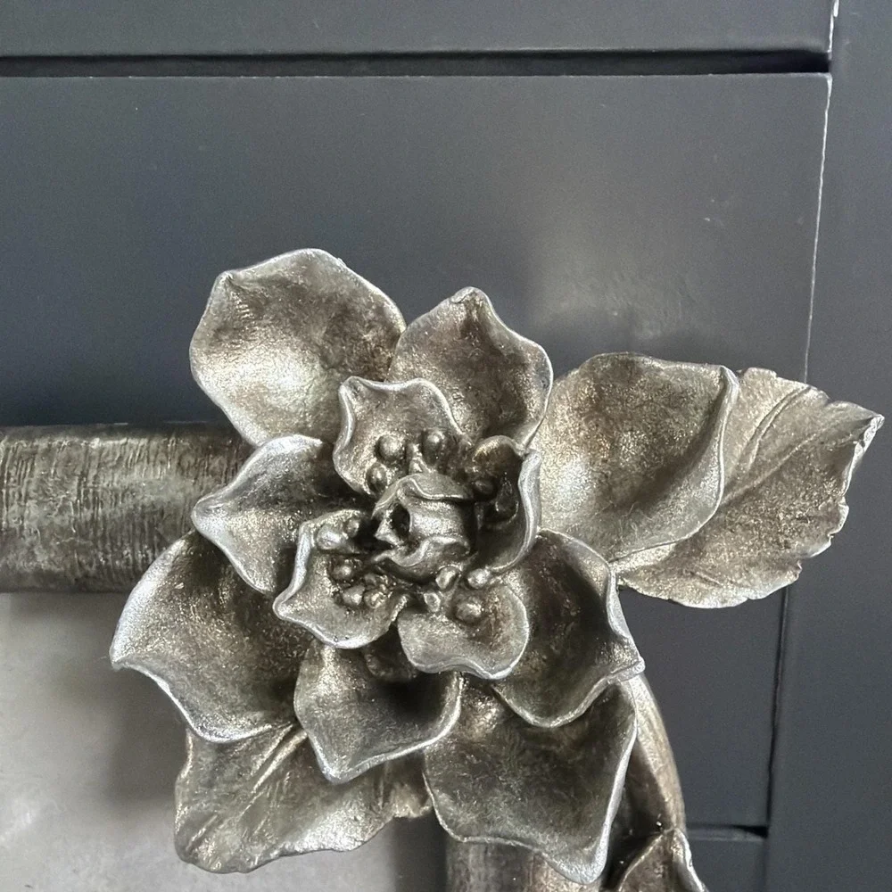 Chunky Statement Brushed Silver Floral Picture Frame 3.5x5